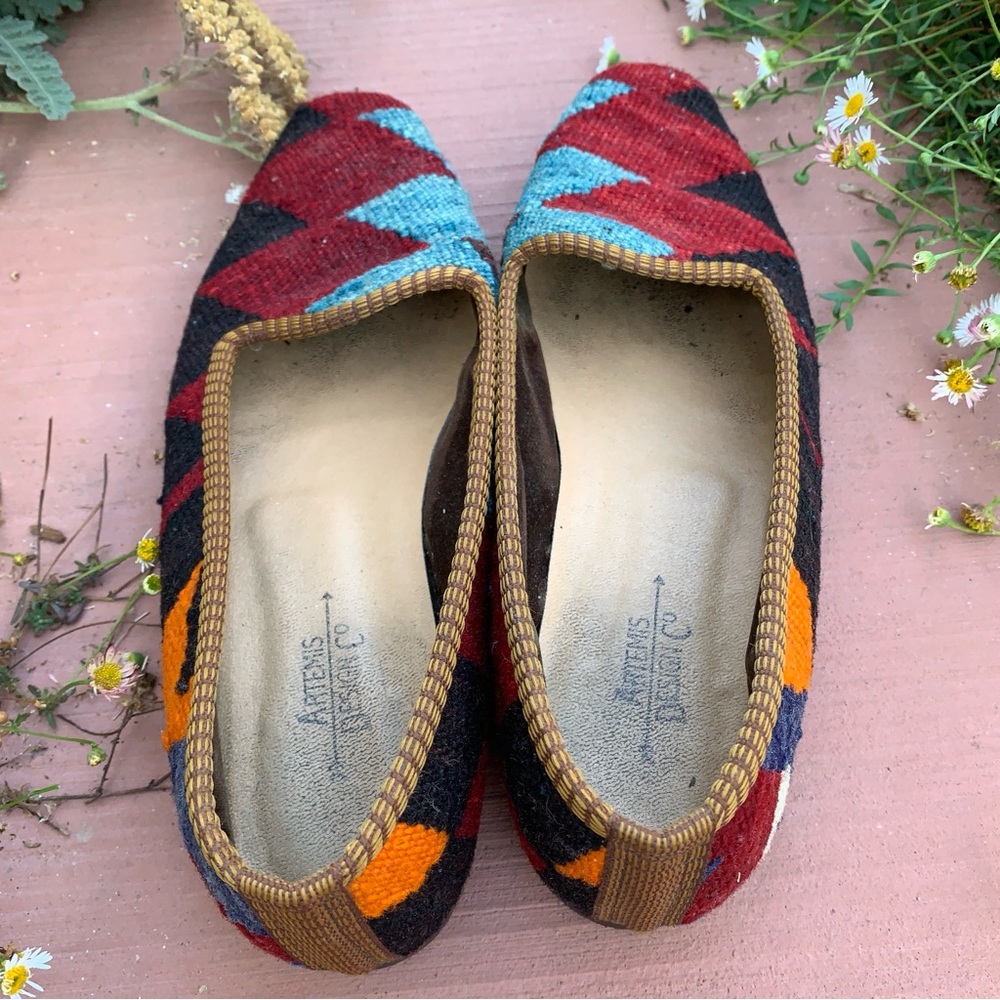 Artemis Design Co. Vintage Textile & Leather Loafers, size 8 - Picture 4 of 7